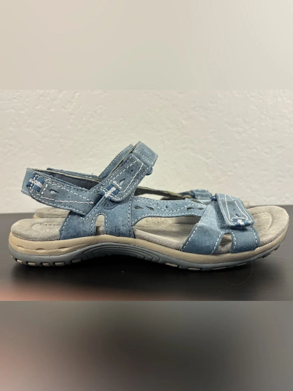 Earth Origins Light Blue Suede Comfort Casual Sandals Leather Straps Hiking